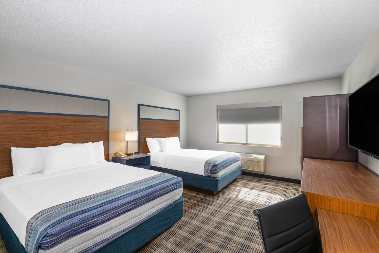 Americinn By Wyndham Jackson Bagian luar foto