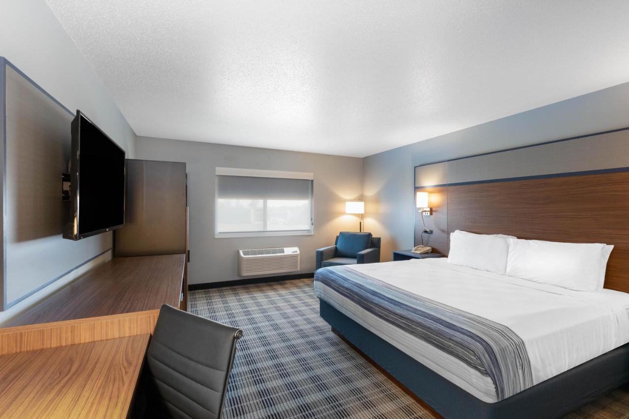 Americinn By Wyndham Jackson Bagian luar foto