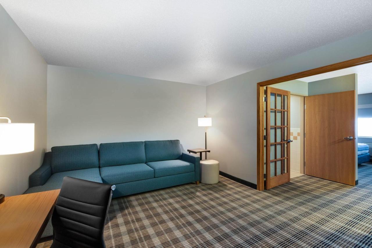 Americinn By Wyndham Jackson Bagian luar foto