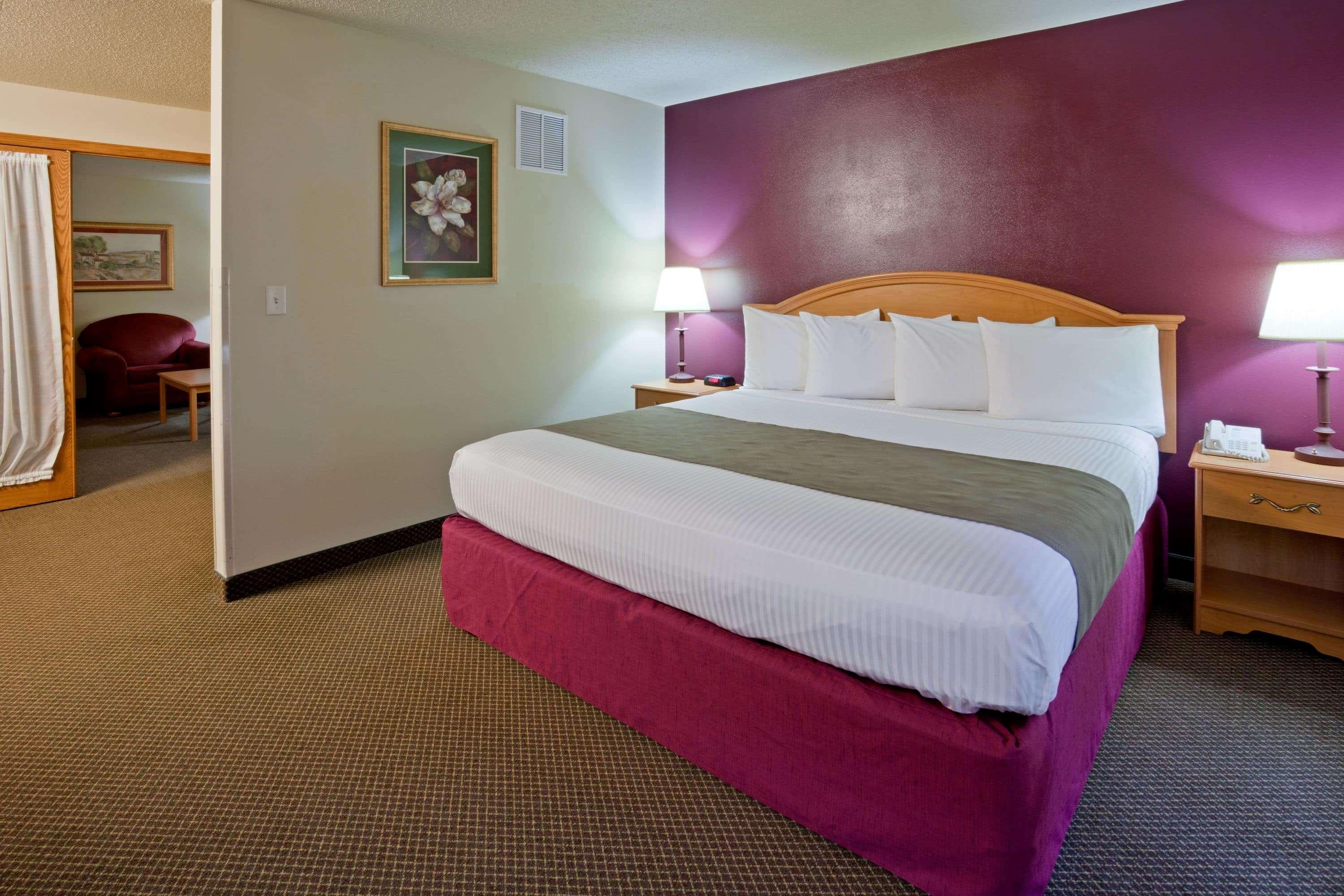 Americinn By Wyndham Jackson Bagian luar foto