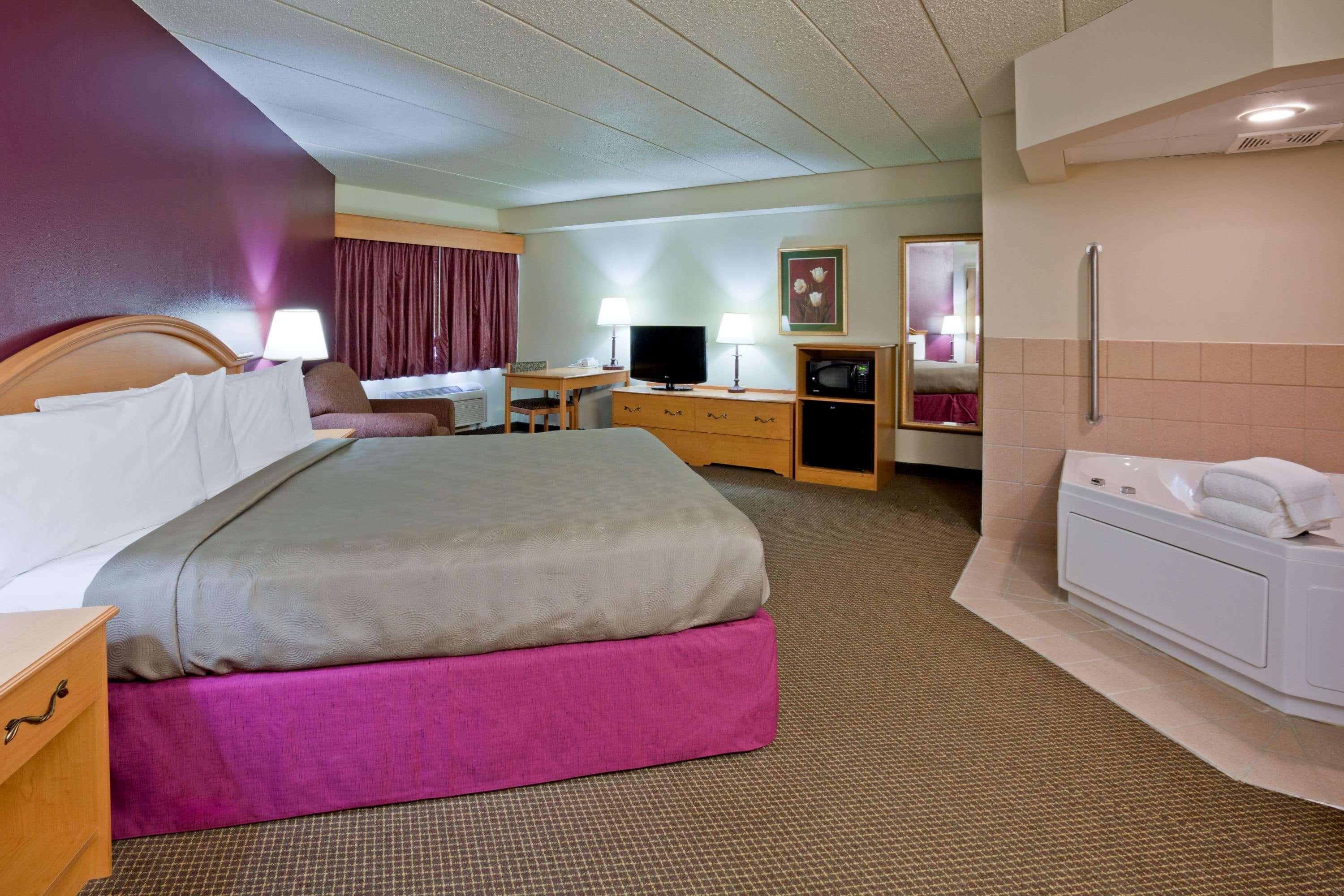 Americinn By Wyndham Jackson Bagian luar foto